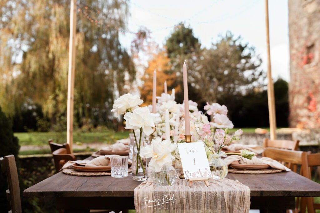 TABLE INSPIRATION MARIAGE DIJON MOCHA MOUSSE